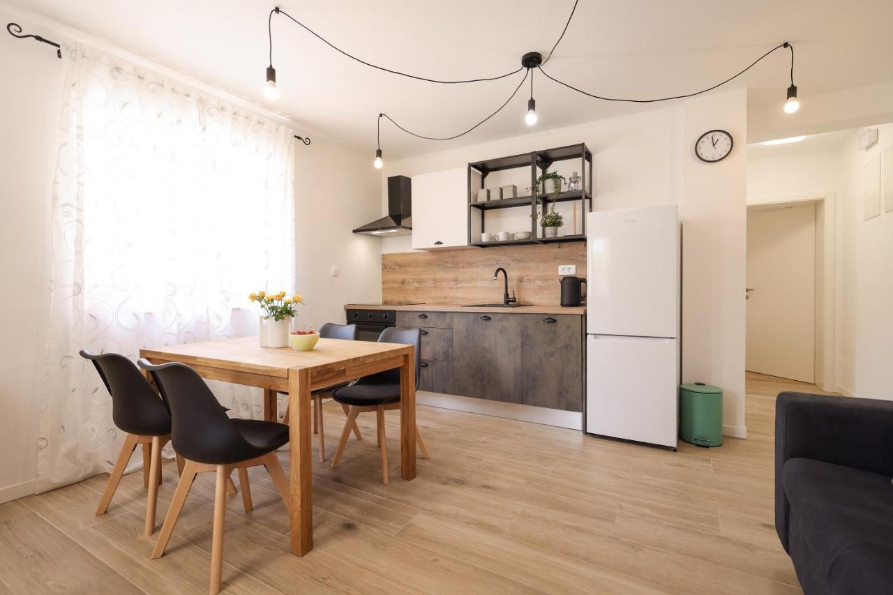 Apartment Ana Задар Екстер'єр фото